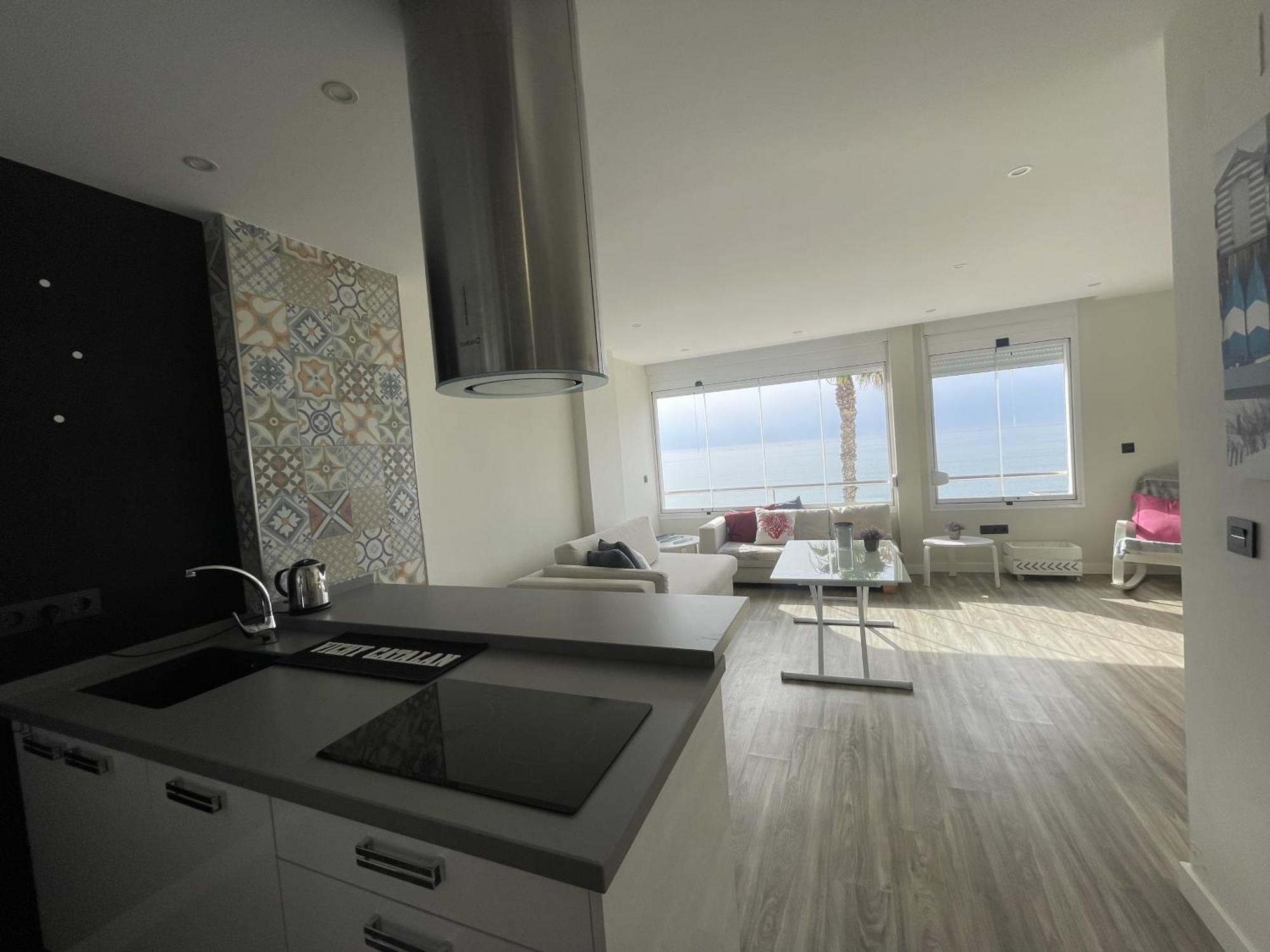 Moderno Piso Mirando Al Mar Apartment ตอร์เรโมลิโนส ภายนอก รูปภาพ